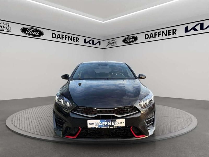 Gebraucht Kia ProCeed GT 204 PS (150 kW) 2023 (1k) zilinaschwarz met. Kombi