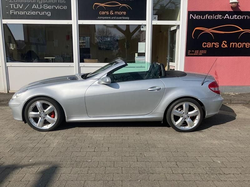 Gebraucht Mercedes SLK280 231 PS (169 kW) 2006 Silber Cabrio