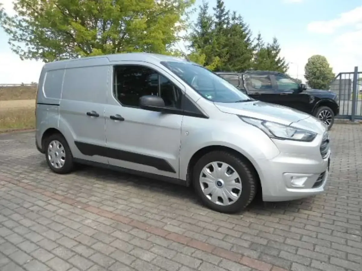 Gebraucht Ford Transit Connect Trend 101 PS (74 kW) 2022 Polarsilber Van / Kleinbus