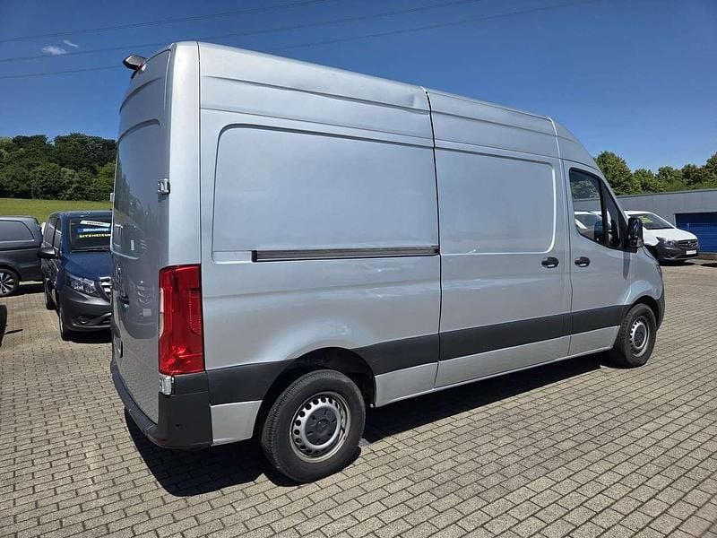 Gebraucht Mercedes Sprinter 143 PS (105 kW) 2020 Iridiumsilber Van