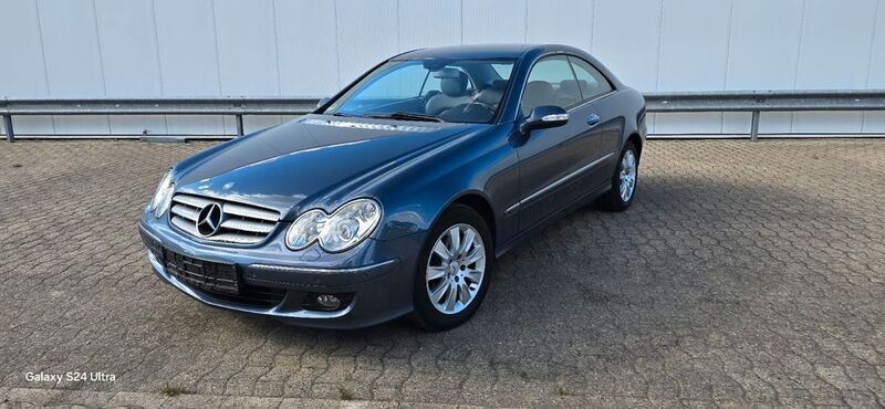 Blau Gebraucht 2005 Mercedes CLK200 Coupé | 8.999 € (Fairer Preis) - Bild 1/4