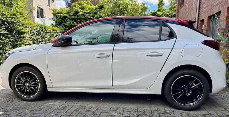 Weiß Gebraucht 2020 Opel Corsa Kleinwagen | 13.800 € (Fairer Preis) - Bild 1/4