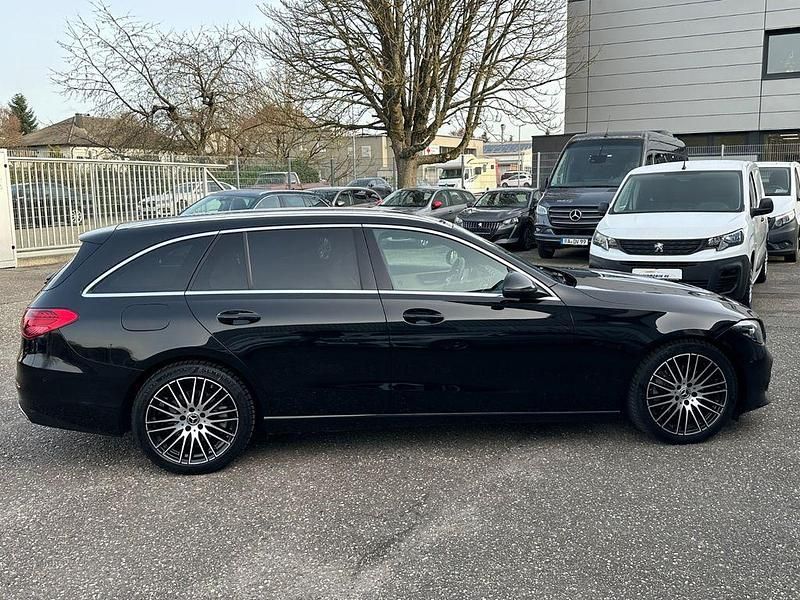Gebraucht Mercedes C200 204 PS (150 kW) 2022 Schwarz Limousine