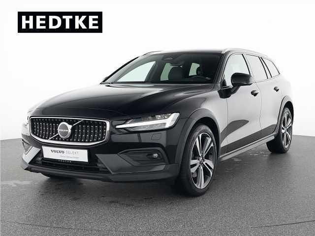 Gebraucht Volvo V60 CC 145 PS (106 kW) 2024 Kombi