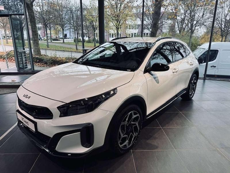 Carraraweiß Gebraucht 2024 Kia XCeed GT-Line SUV | 34.900 € - Bild 1/4