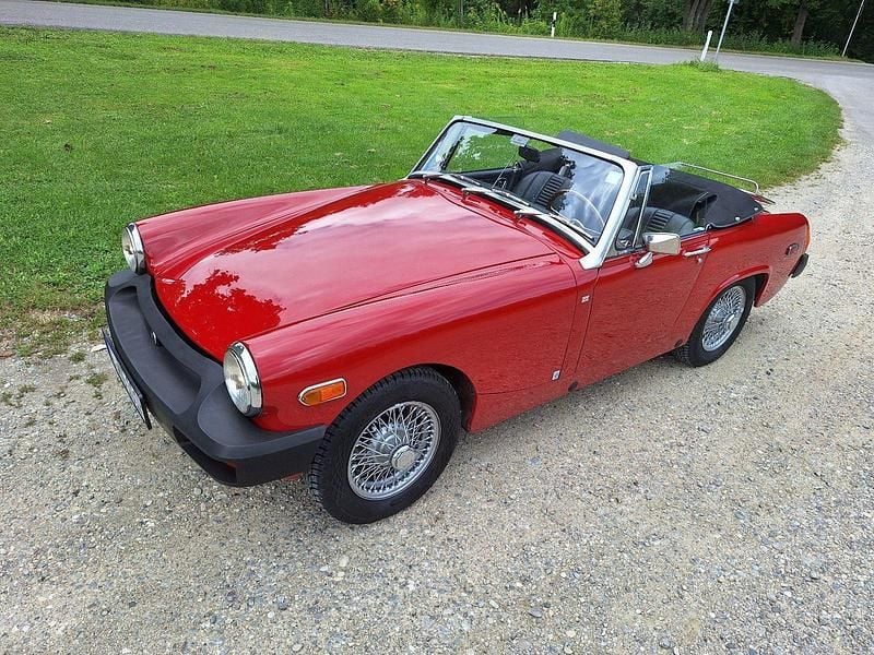 Rot Gebraucht 1975 MG Midget Cabrio | 11.000 € - Bild 1/4