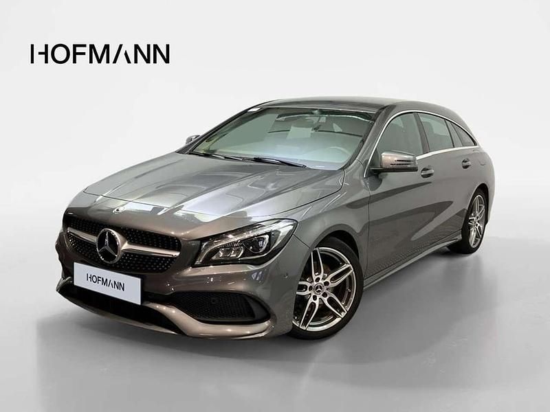 Grau Gebraucht 2018 Mercedes CLA180 AMG line Limousine | 18.943 € (Guter Preis) - Bild 1/2