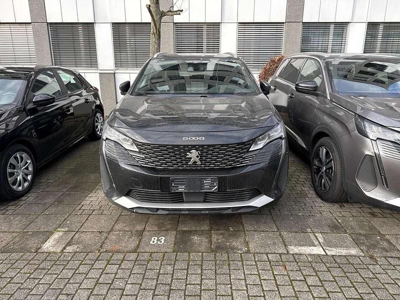 Schwarz Gebraucht 2024 Peugeot 5008 Allure SUV | 25.980 € (Superpreis) - Bild 1/1