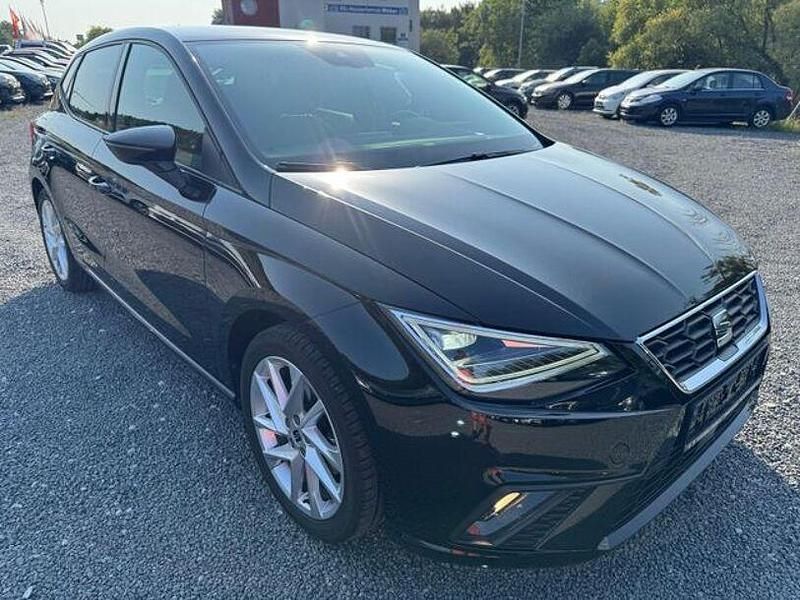 Other Gebraucht 2024 Seat Ibiza FR Limousine | 20.989 € (Fairer Preis) - Bild 1/4