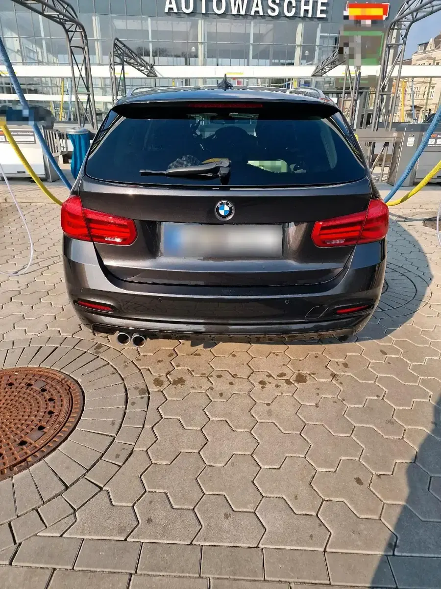 Gebraucht BMW 320 190 PS (139 kW) 2017 Braun Kombi