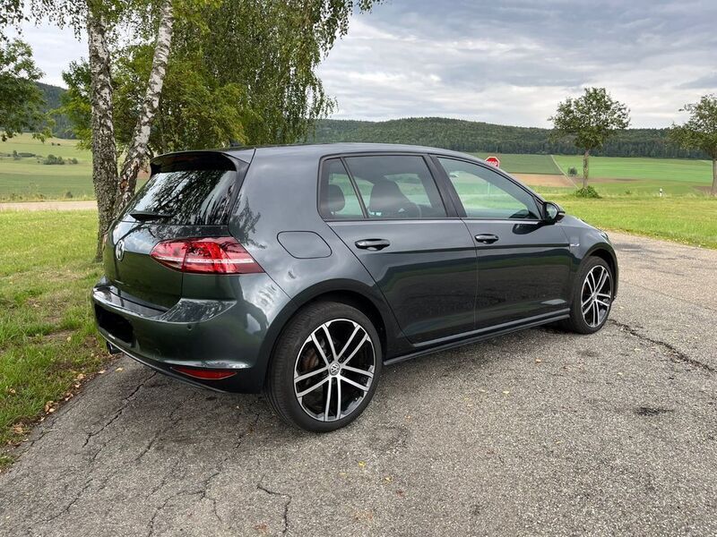 Gebraucht VW Golf VII GTE 204 PS (150 kW) 2016 Schwarz Limousine