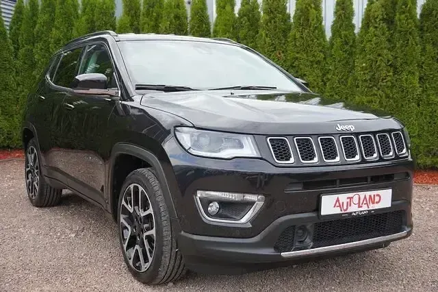Gebraucht Jeep Compass Limited 150 PS (110 kW) 2021 Schwarz SUV