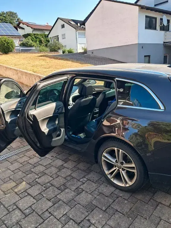 Gebraucht Opel Insignia Eco 160 PS (117 kW) 2012 Schwarz Kombi