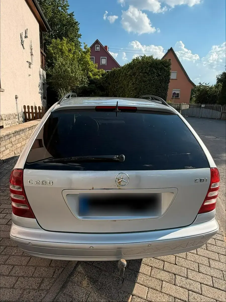 Gebraucht Mercedes C200 Elegance 122 PS (89 kW) 2006 Silber Kombi