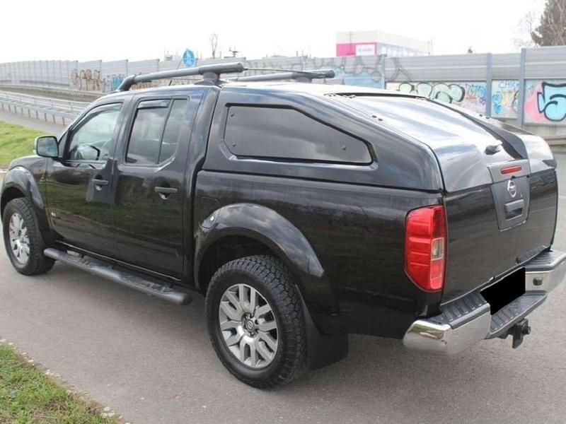 Gebraucht Nissan Navara 231 PS (169 kW) 2012 Schwarz Abholung