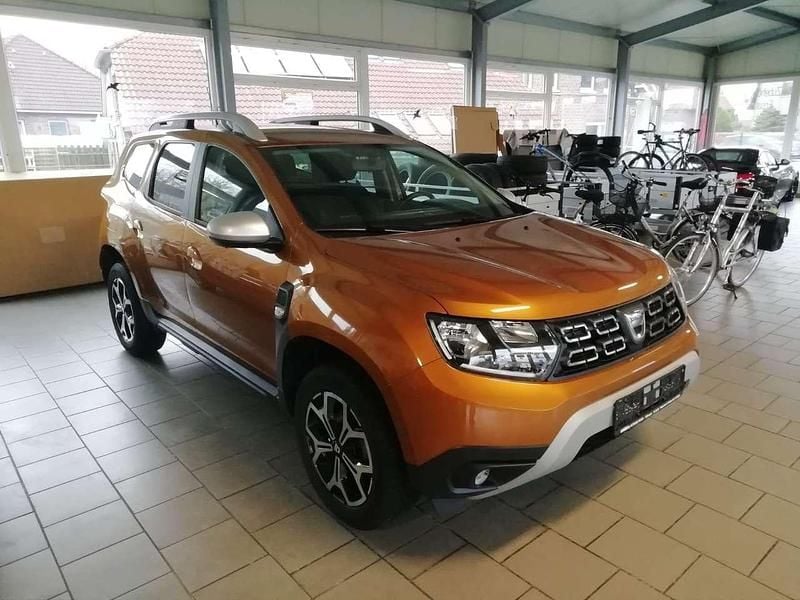 Gebraucht Dacia Duster Prestige 150 PS (110 kW) 2020 Kometengraumetallic SUV