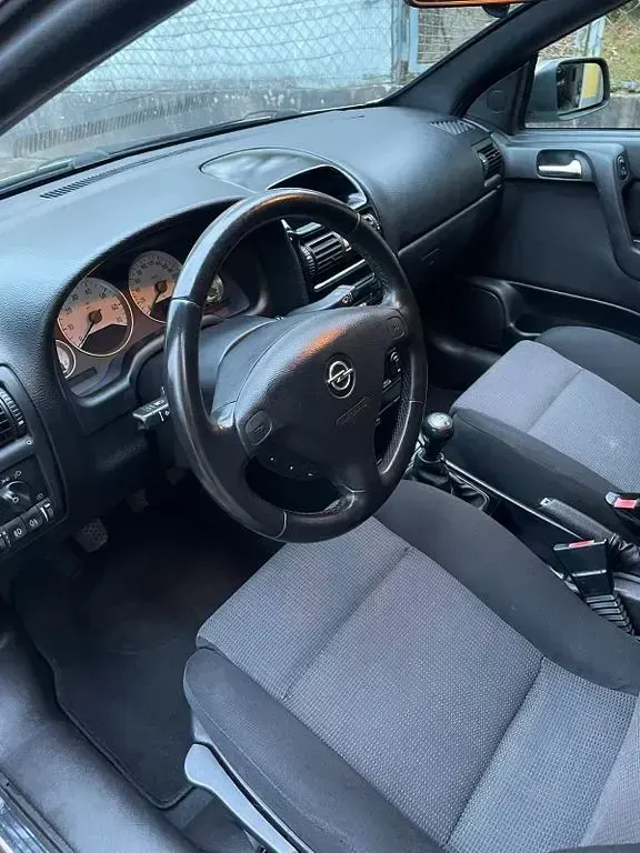 Gebraucht Opel Astra 103 PS (75 kW) 2003 Grau Cabrio