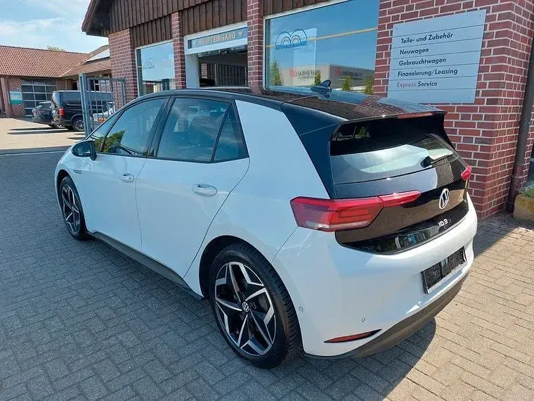 Gebraucht VW ID.3 Pure 110 kW (150 PS) 2022 Gletscherweiss Kleinwagen
