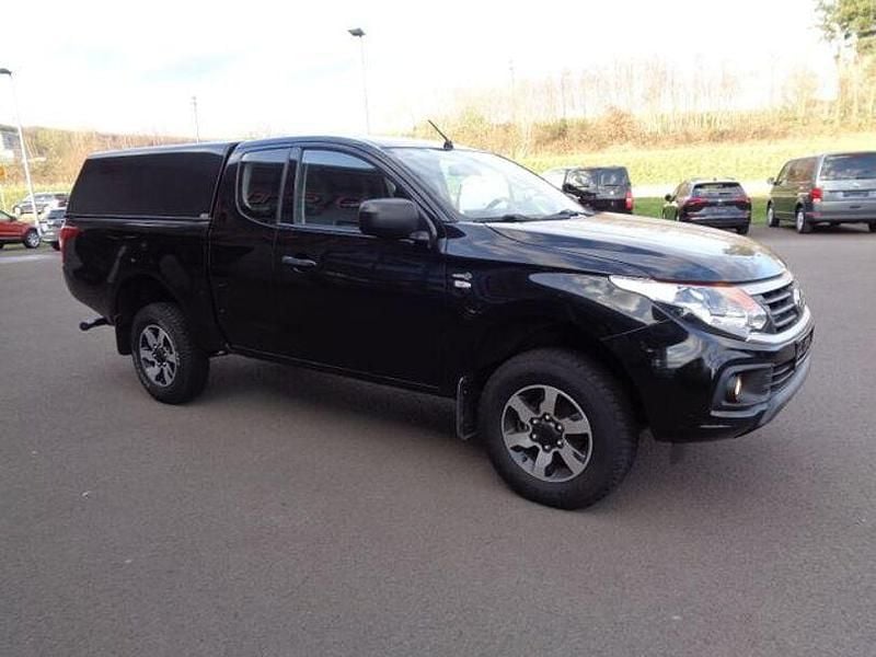 Gebraucht Fiat Fullback 154 PS (113 kW) 2017 Schwarz Pickup
