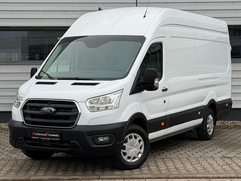 Gebraucht Ford Transit Trend 131 PS (96 kW) 2021 Weiß Van / Kleinbus