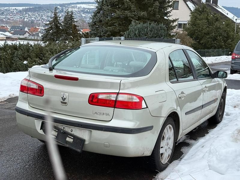 Gebraucht Renault Laguna II 120 PS (88 kW) 2001 Gelb Limousine