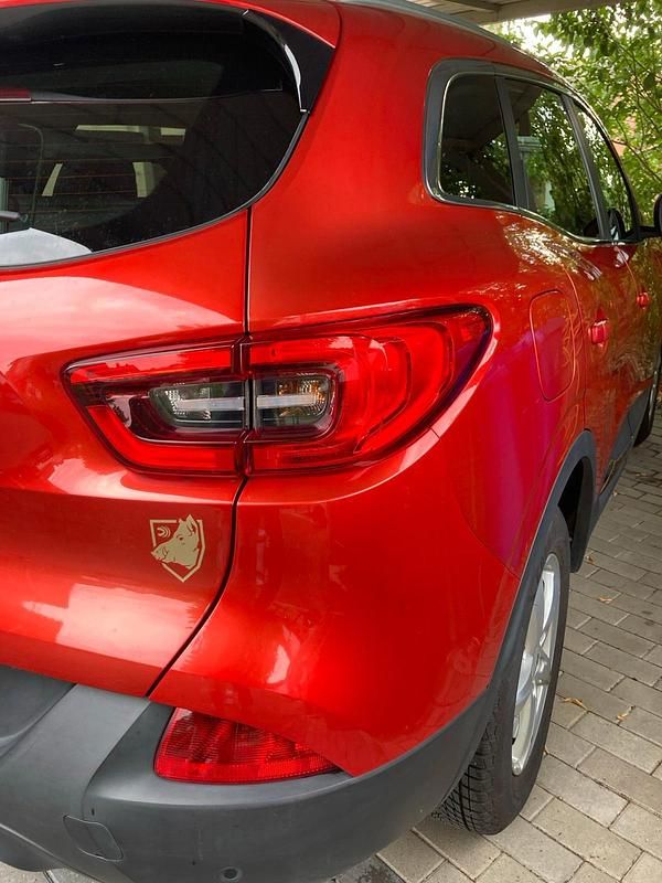 Gebraucht Renault Kadjar 131 PS (96 kW) 2016 Rot SUV