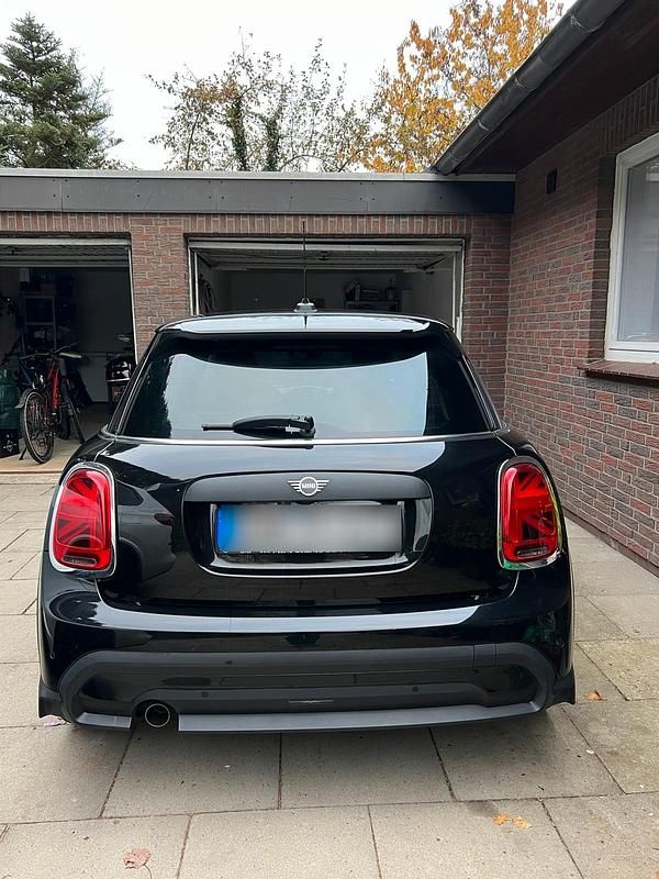Gebraucht Mini ONE 136 PS (100 kW) 2021 Schwarz Kleinwagen