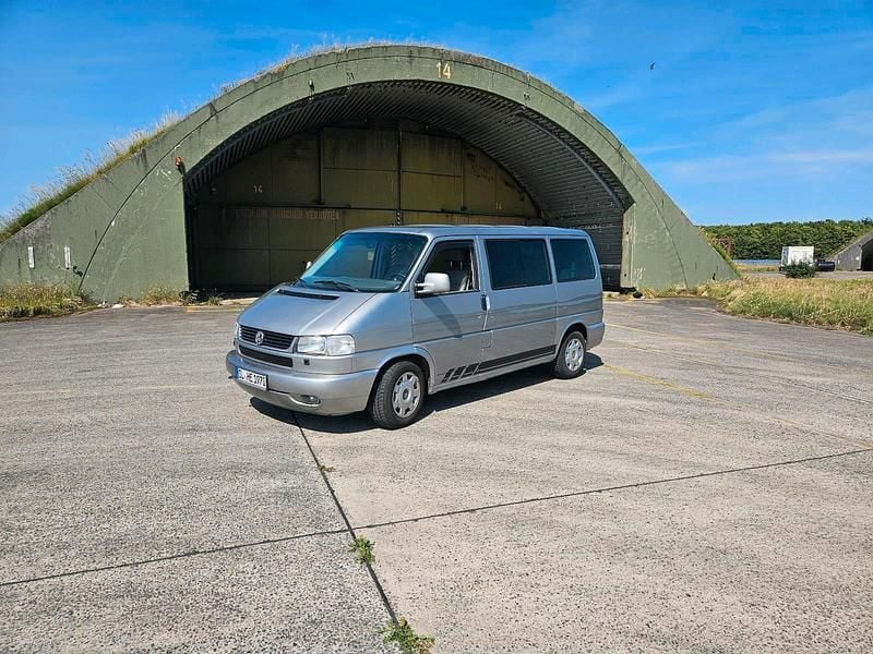 Silber Gebraucht 2000 VW T4 Van | 6.050 € (Guter Preis) - Bild 1/4