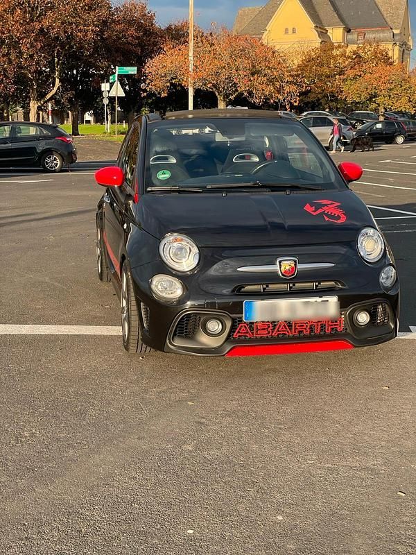 Schwarz Gebraucht 2019 Abarth 595C Cabrio | 18.999 € (Etwas zu teuer) - Bild 1/4
