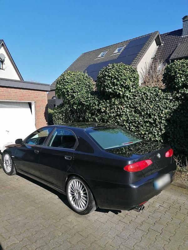 Gebraucht Alfa Romeo 166 220 PS (161 kW) 2005 Schwarz Limousine