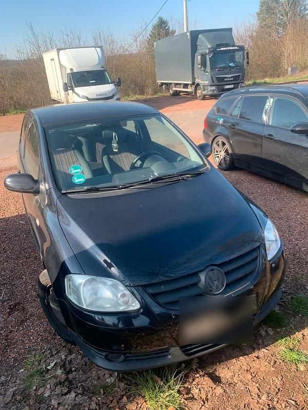 Gebraucht VW Fox 60 PS (44 kW) 2005 Schwarz Kleinwagen