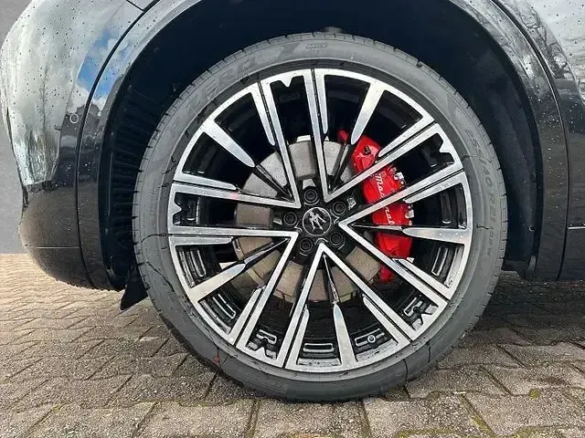 Gebraucht Maserati Grecale 330 PS (242 kW) 2026 Nero tempesta SUV