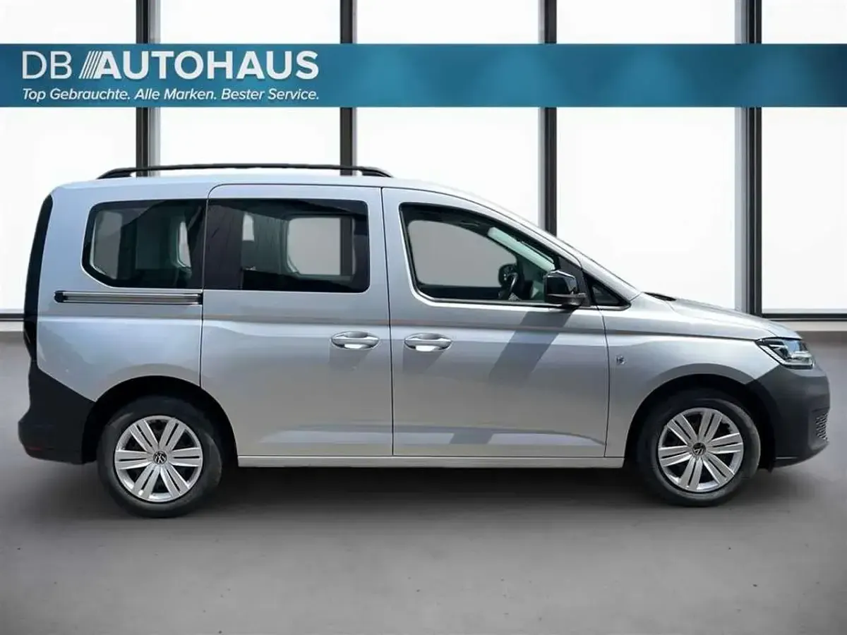 Gebraucht VW Caddy 122 PS (89 kW) 2023 Silber Van / Kleinbus
