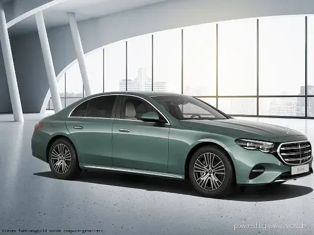 Gebraucht Mercedes E220 Premium 197 PS (144 kW) 2024 Metalliclack verdesilber Limousine