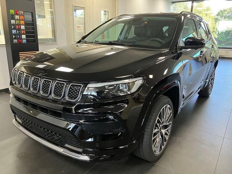 Schwarz Neu 2025 Jeep Compass Summit SUV | 38.190 € (Fairer Preis) - Bild 1/4