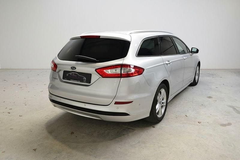 Gebraucht Ford Mondeo Titanium 160 PS (117 kW) 2016 Silber Limousine