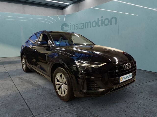 Schwarz Gebraucht 2021 Audi Q8 Ambiente SUV | 57.980 € (Superpreis) - Bild 1/2