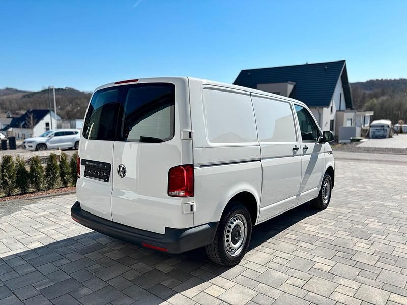 Second-hand VW Transporter 150 CP (110 kW) 2021 Alb Van
