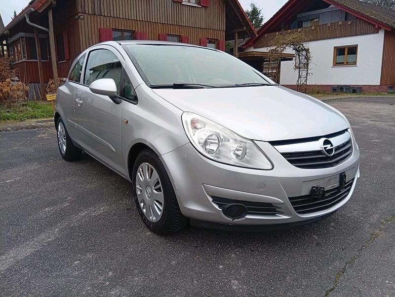 Grau Gebraucht 2007 Opel Corsa Coupé | 1.290 € (Fairer Preis) - Bild 1/4
