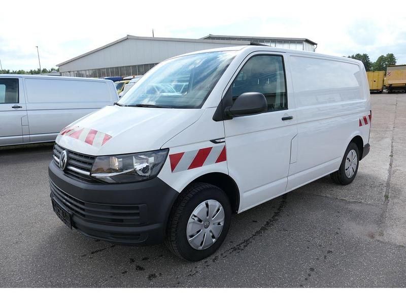Gebraucht VW Transporter 140 PS (102 kW) 2016 Weiss Van