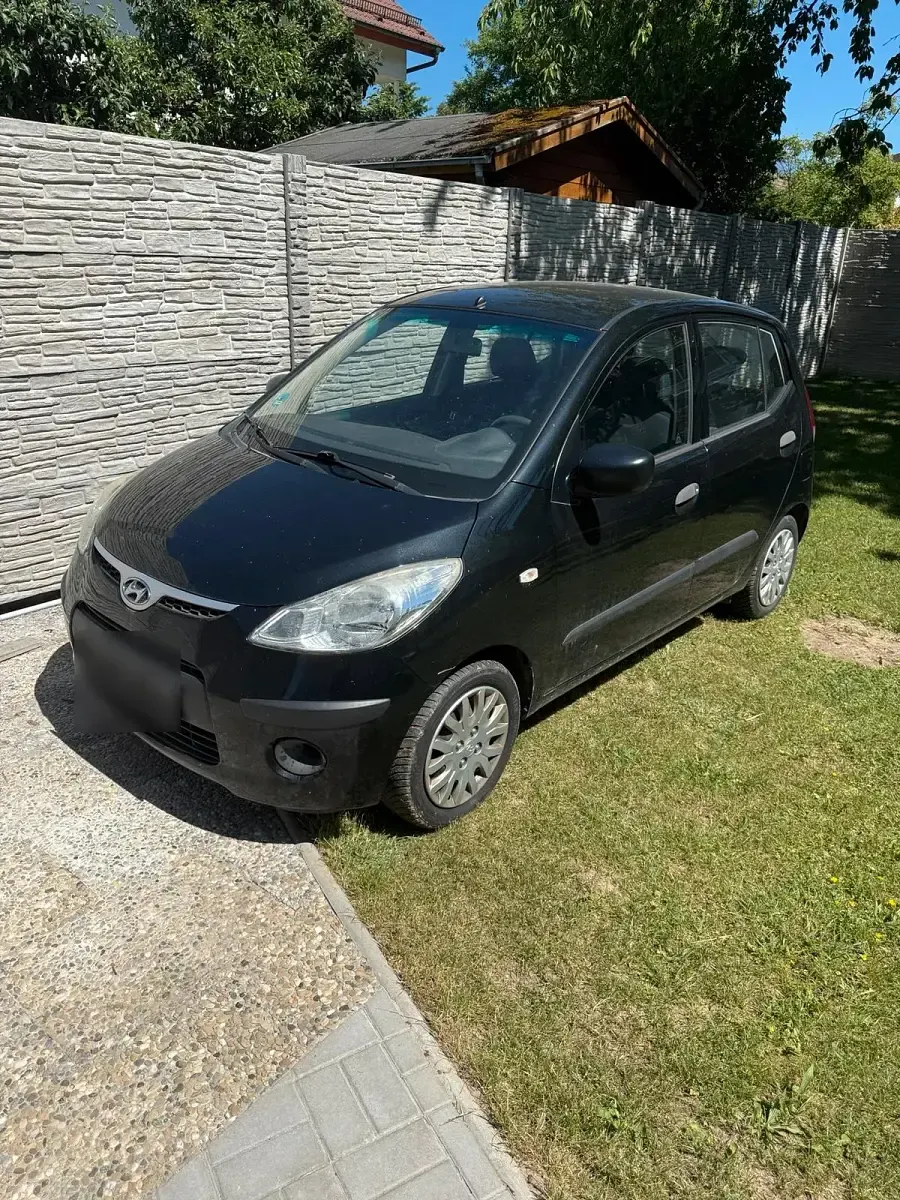 Gebraucht Hyundai i10 67 PS (49 kW) 2010 Schwarz Kleinwagen