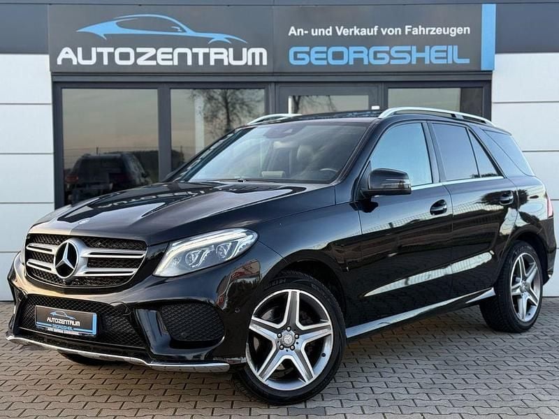 Obsidianschwarz Gebraucht 2016 Mercedes GLE350 AMG line SUV | 21.999 € (Superpreis) - Bild 1/4