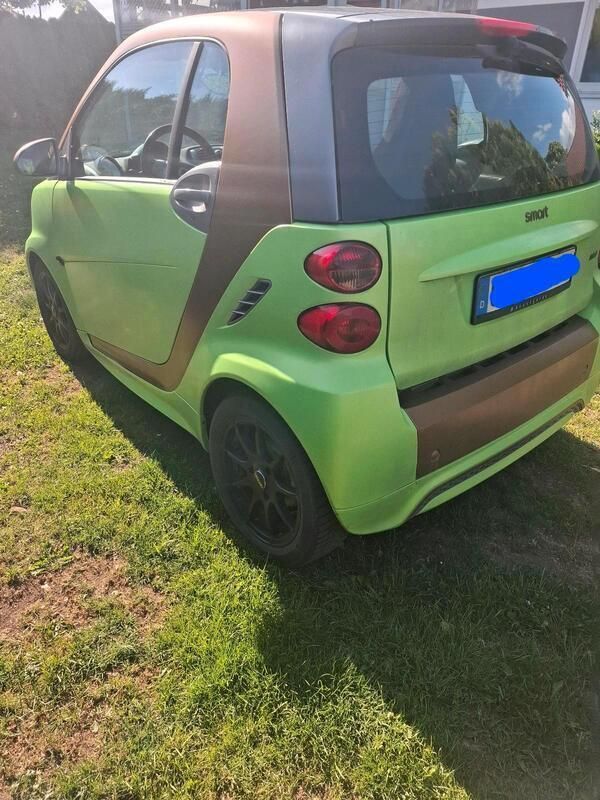 Grün Gebraucht 2012 Smart ForTwo Coupé Coupé | 3.988 € (Guter Preis) - Bild 1/4