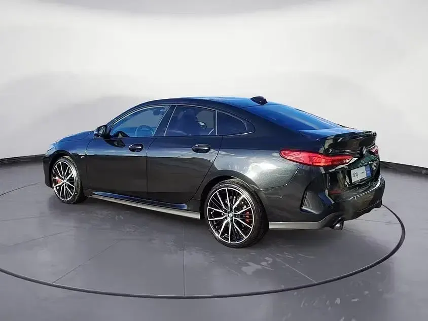 Używany BMW 220 Performance 178 KM (130 kW) 2024 Czarny Coupe