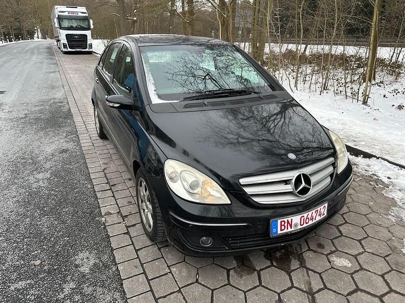 Gebraucht 2007 Mercedes B200 Edition Van / Kleinbus | 2.200 € (Superpreis) - Bild 1/4
