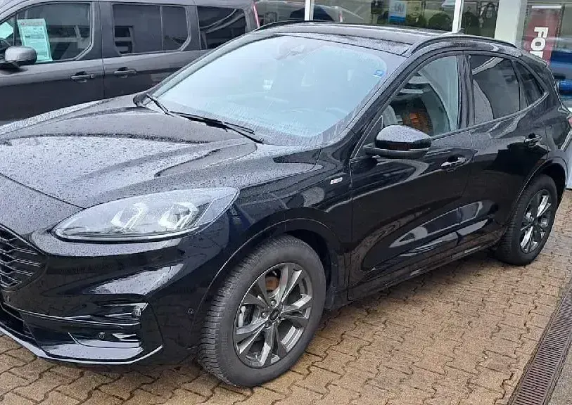 Gebraucht Ford Kuga ST-Line 120 PS (88 kW) 2021 Schwarz SUV