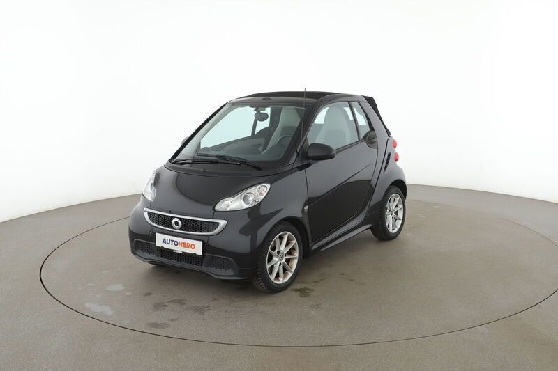 Schwarz Gebraucht 2014 Smart ForTwo Cabrio Passion Cabrio | 8.430 € (Etwas zu teuer) - Bild 1/4