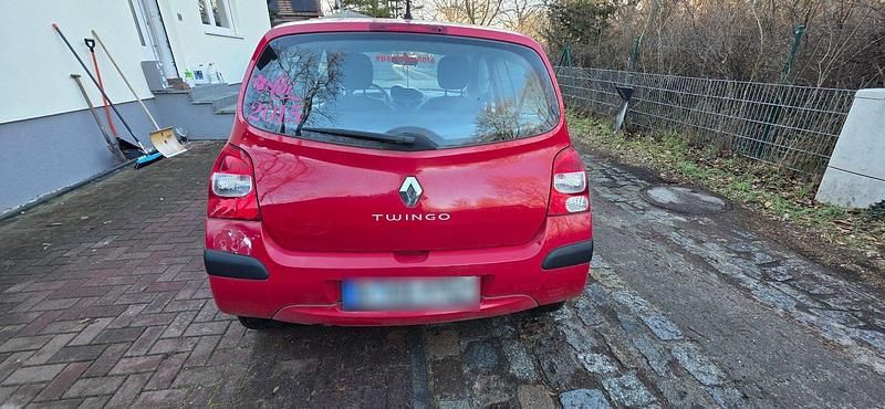 Gebraucht Renault Twingo 59 PS (43 kW) 2008 Rot Kleinwagen