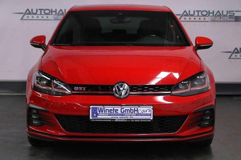 Gebraucht VW Golf VII GTI 245 PS (180 kW) 2018 Tornadorot Kleinwagen