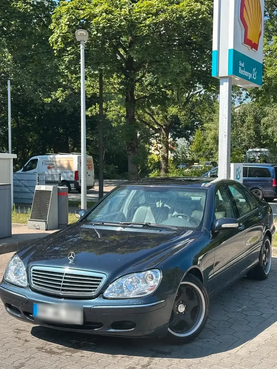 Gebraucht Mercedes S320 224 PS (164 kW) 2000 Schwarz Limousine
